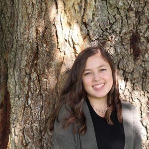 Meet your Posher, Lucy